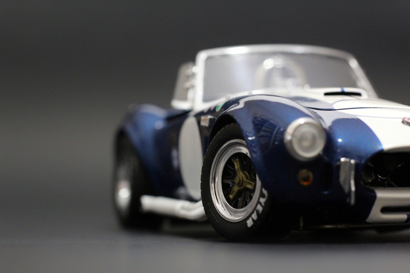 Illustration for article titled LaLD Engine Week: 8 Cylinders - Shelby Cobra 427